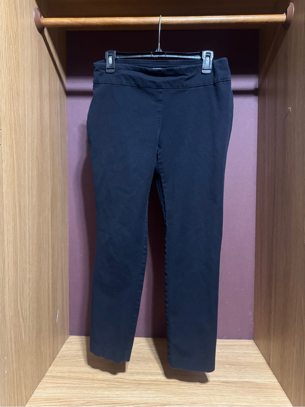 Crown & Ivy Ashley Women’s Size 10 Black Pull On Slim Pants